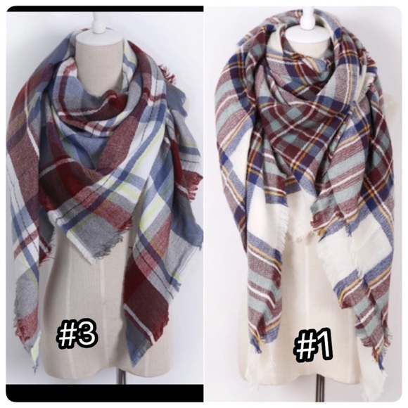 Multicolored triangle plaid scarf - Picture 5 of 5