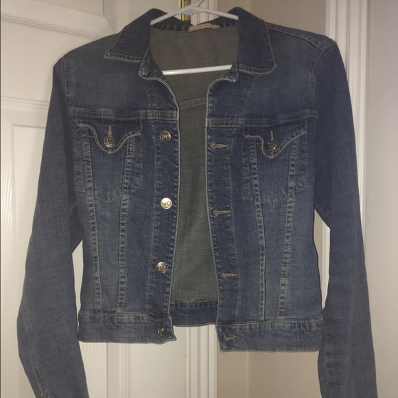 Super Cute Forever 21 Jean Jacket!!