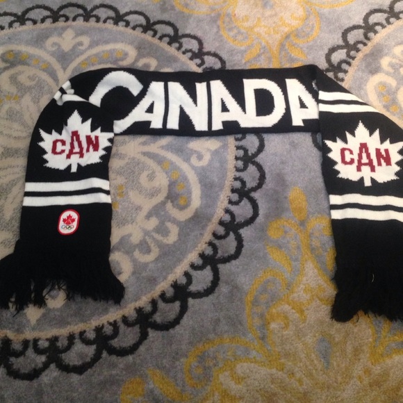 Hudson Bay  Accessories - Hudson Bay official Olympic scarf from Montreal