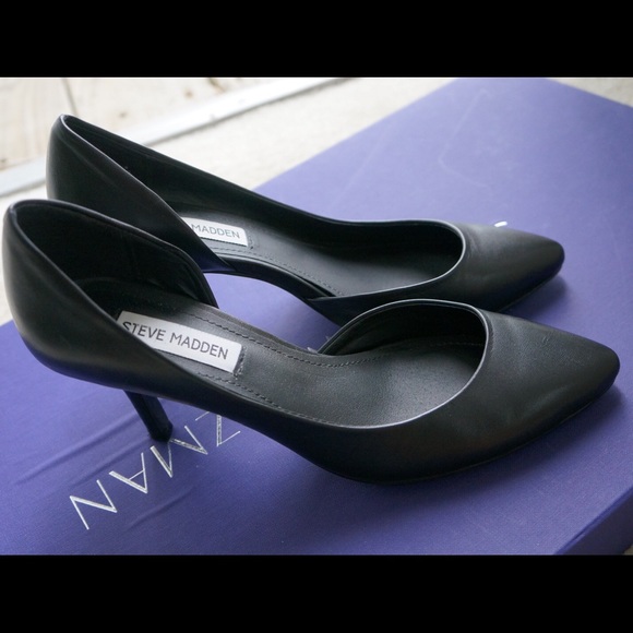 Steve Madden Exclusive Black Leather heels