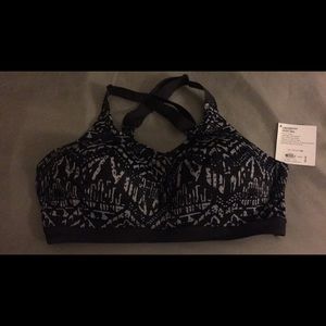Victoria Secret Lightweight sports bra