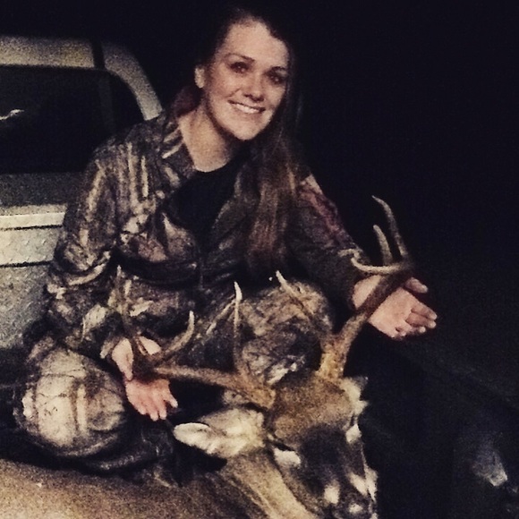 Meet your Posher, Rebekah - Picture 4 of 4