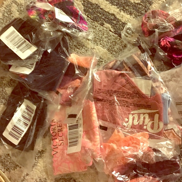 BRAND NEW VICTORIA SECRET THONGS IN MEDIUM. LACE