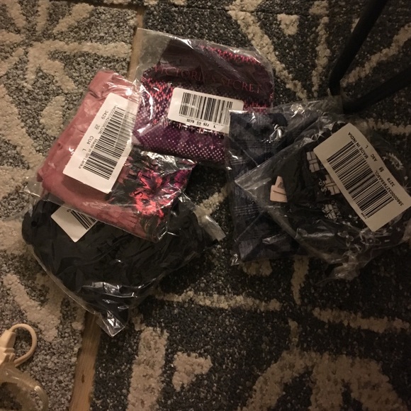 NEVER WORN VICTORIA SECRET PANTIES, NOT THONG