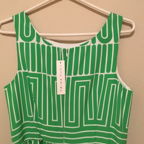 Trina Turk geometric green/white dress, pink belt - Picture 3 of 4