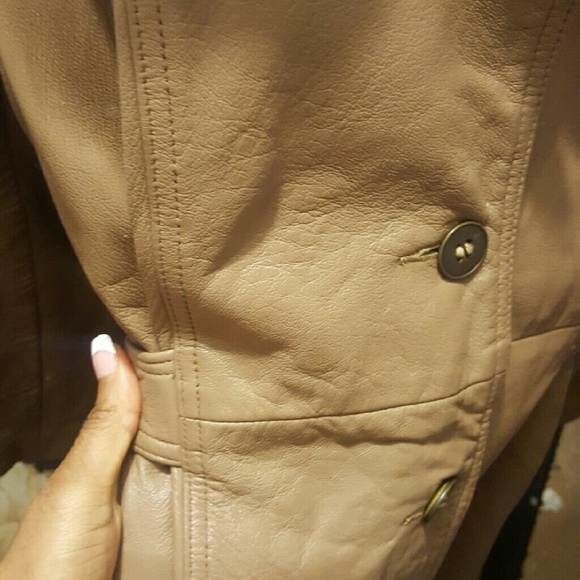 Coat - Picture 2 of 4
