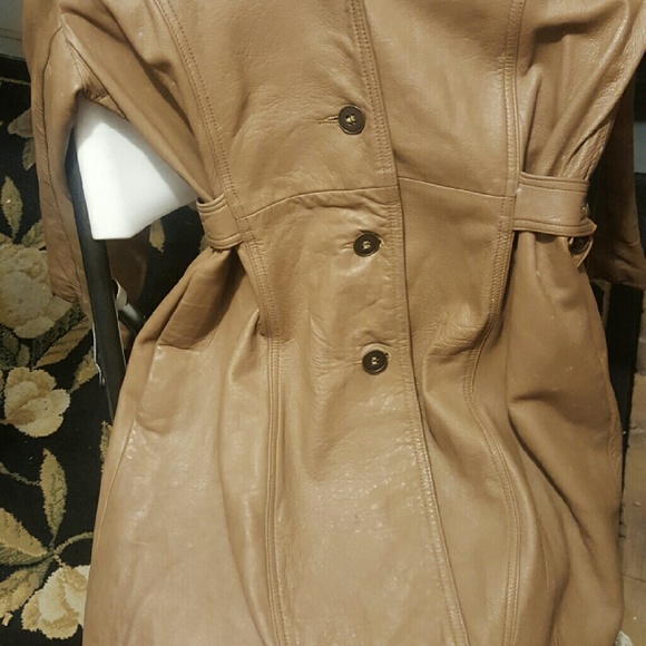 Coat - Picture 4 of 4