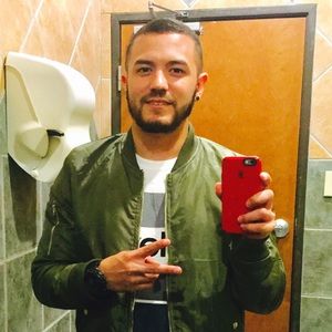 Meet your Posher, Mike