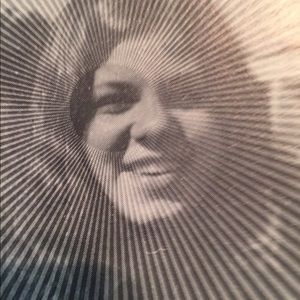 Meet your Posher, Lorrie