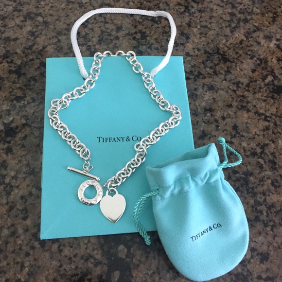 AUTHENTIC Tiffany&Co Heart Toggle Necklace