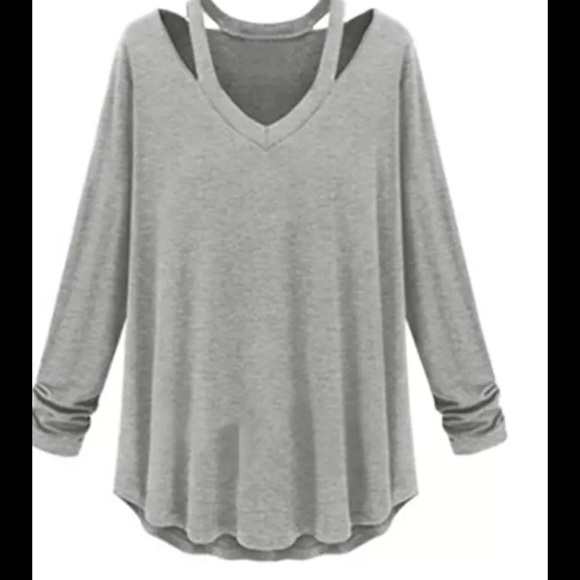Women's gray off shoulder V Neck top long sleeve - Picture 2 of 4