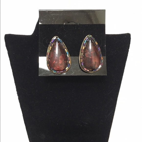 Bijou Tear-Shaped Studs