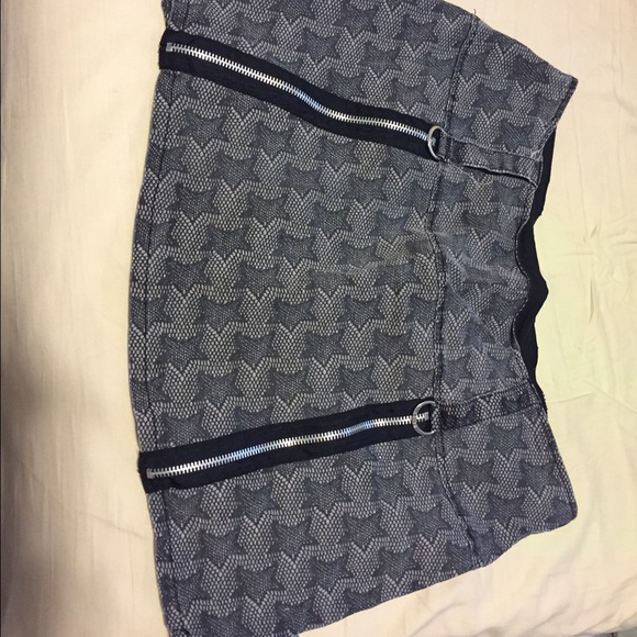 Tripp nyc grey/black plaid skirt