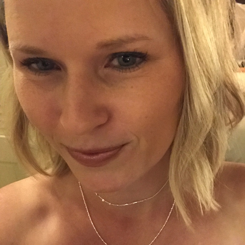 Meet your Posher, Robyn