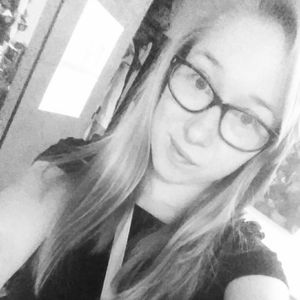 Meet your Posher, Cassandera