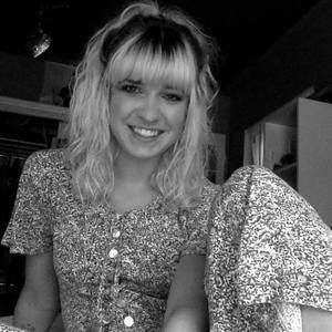 Meet your Posher, Lily