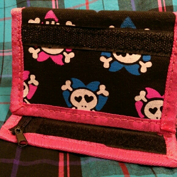 Wallet - Picture 4 of 4