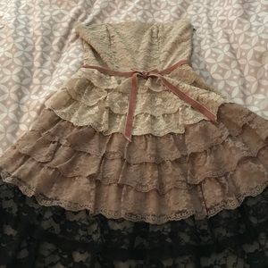 Tiered lace Betsey Johnson Dress