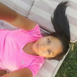 Meet your Posher, Isela