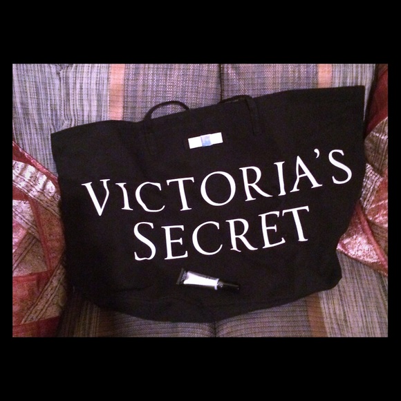 Victoria's Secret Handbags - Victoria's Secret