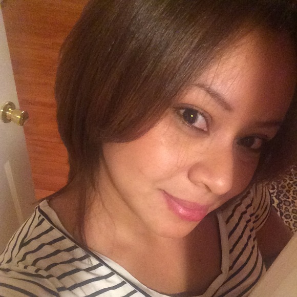 Meet your Posher, Cecilia - Picture 1 of 1