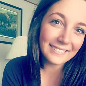 Meet your Posher, Olivia