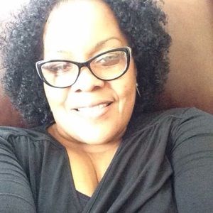 Meet your Posher, Stacey