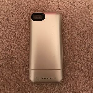 iPhone 5 Gold Mophie Charging Case