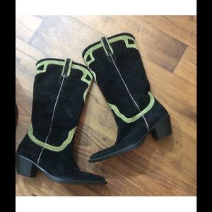 Vanelli Suede cowgirl cowboy boots