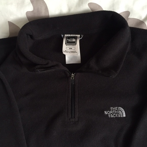 North Face Pullover - Picture 1 of 3