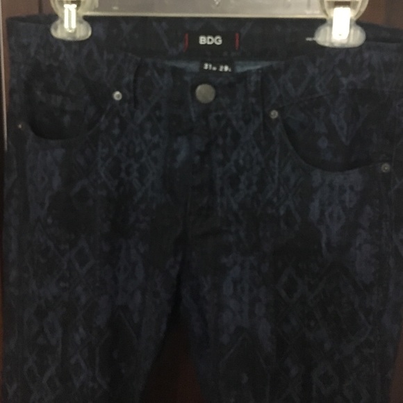 BDG midrise Twig Angle Tribal Print Denim - Picture 2 of 4