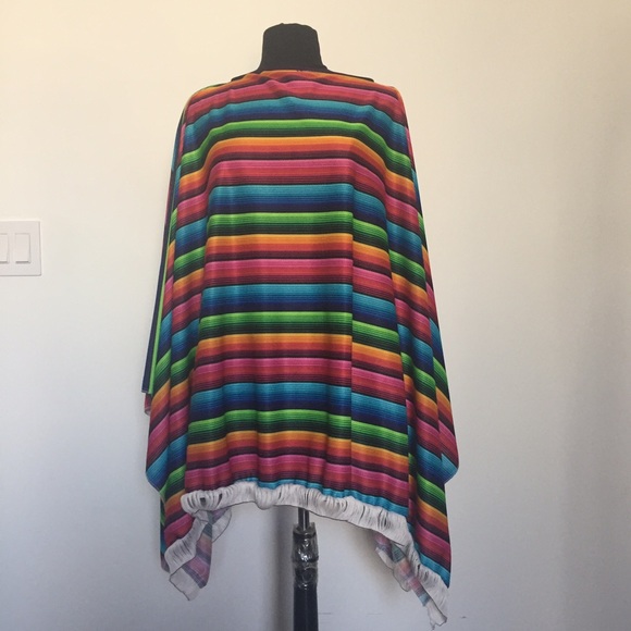 Vintage Rainbow 🌈 Poncho