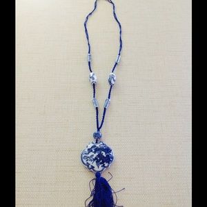 💕Beautiful Blue/White Porcelain Necklace 💕⚡$7⚡