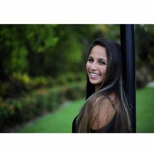 Meet your Posher, Alexis