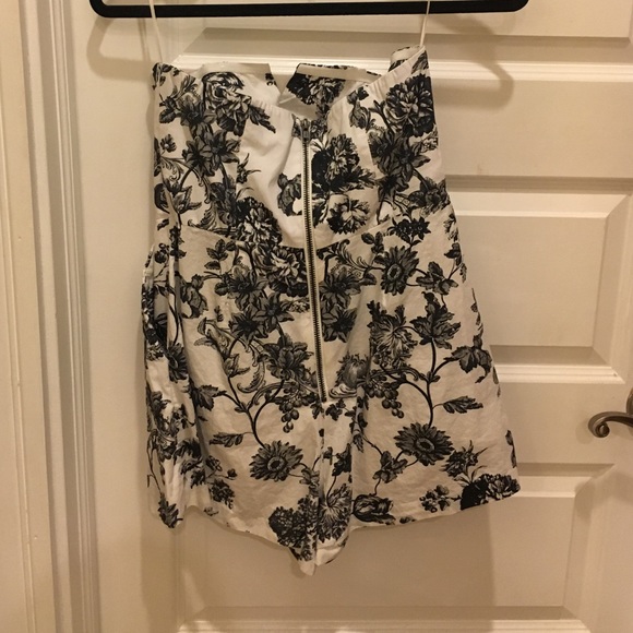 Black and white romper - Picture 2 of 3