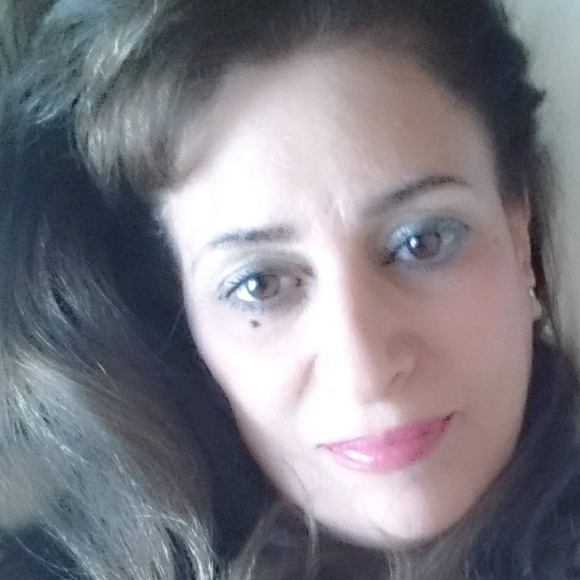 Meet your Posher, Janet - Picture 1 of 1