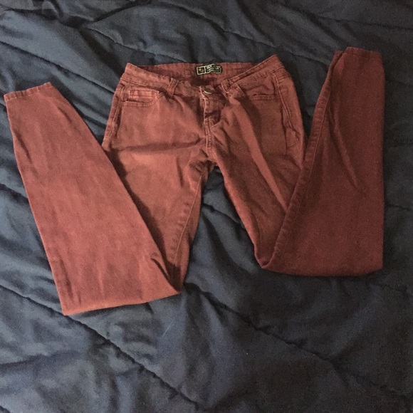 maroon pant