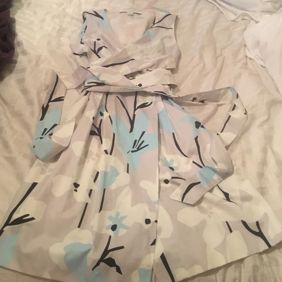 DV tie around dress
