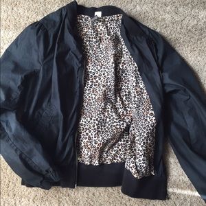 H&M black zip-up
