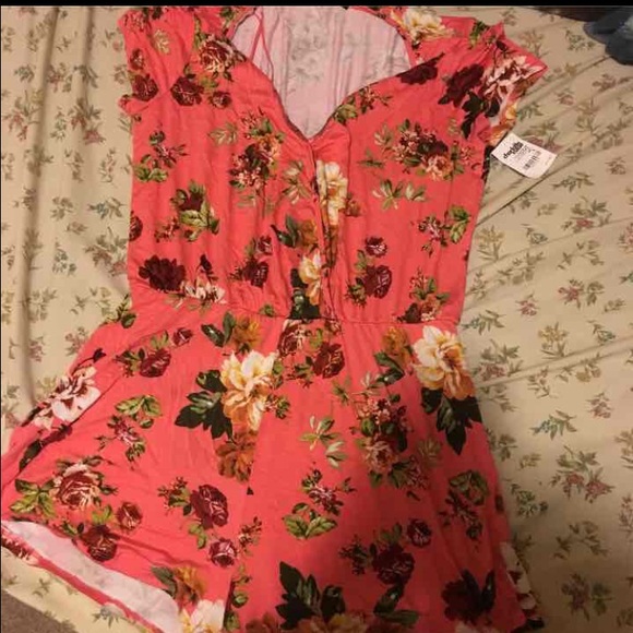 Floral Romper - Picture 1 of 4
