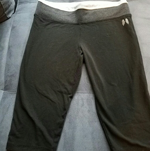 VS most loved yoga crop pant