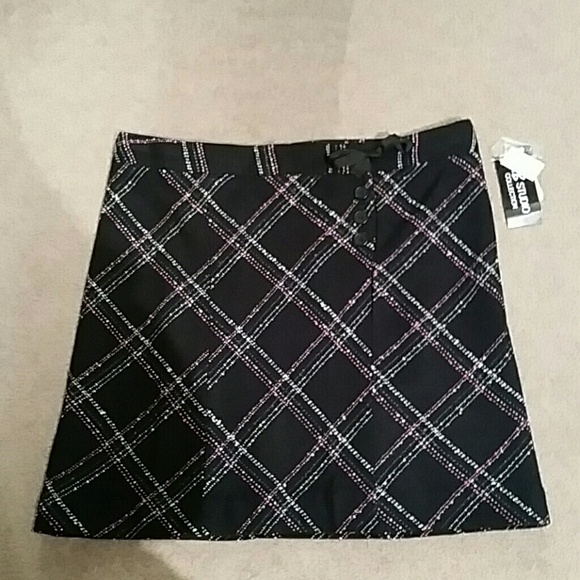 NWT: Pink, black and white tweed suit - Picture 2 of 4