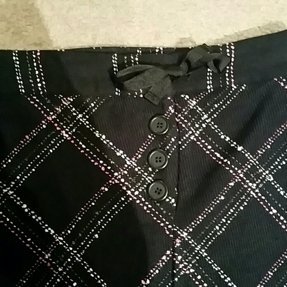 NWT: Pink, black and white tweed suit - Picture 3 of 4