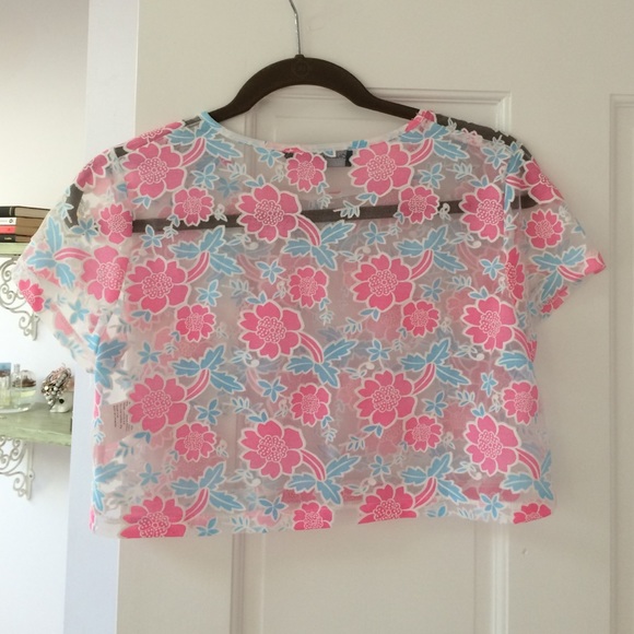 LF Top - Picture 2 of 2