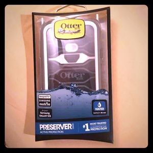 Otter box preserver for Samsung galaxy s5.