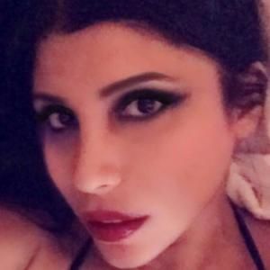 Meet your Posher, Samara