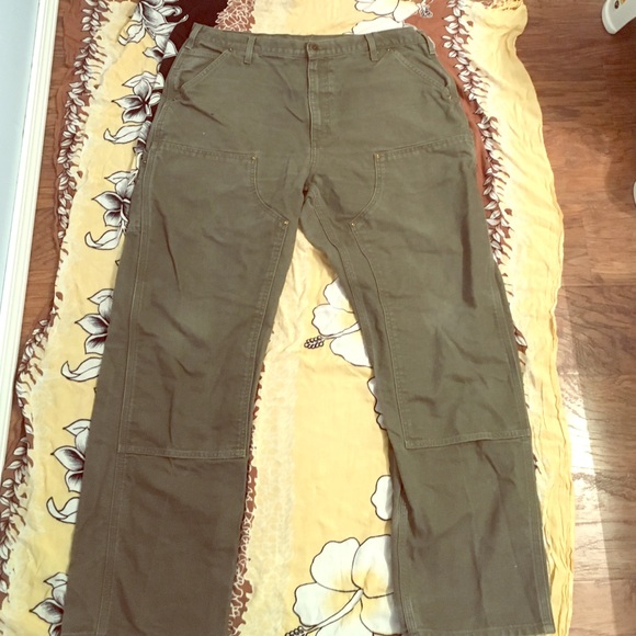 Used Men's Carhartt carpenter pants