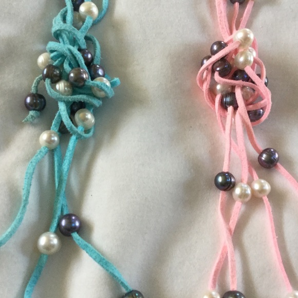 Leather and pearl necklace