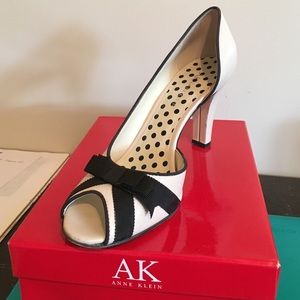 Anne Klein Vintage Style Shoes