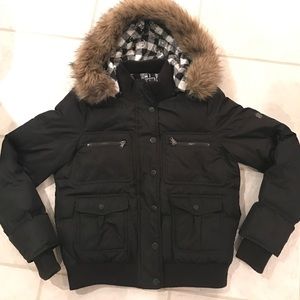 Black Victoria Secret PINK puffer jacket